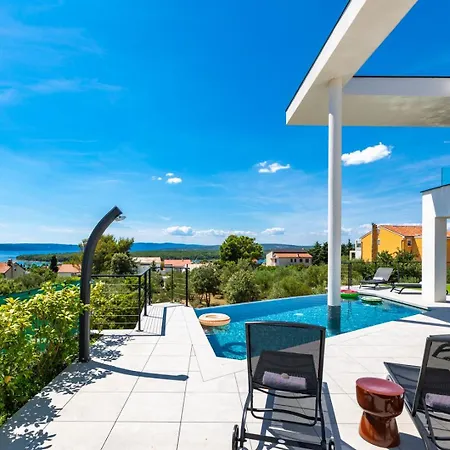 Vila Luxury 45 Punat